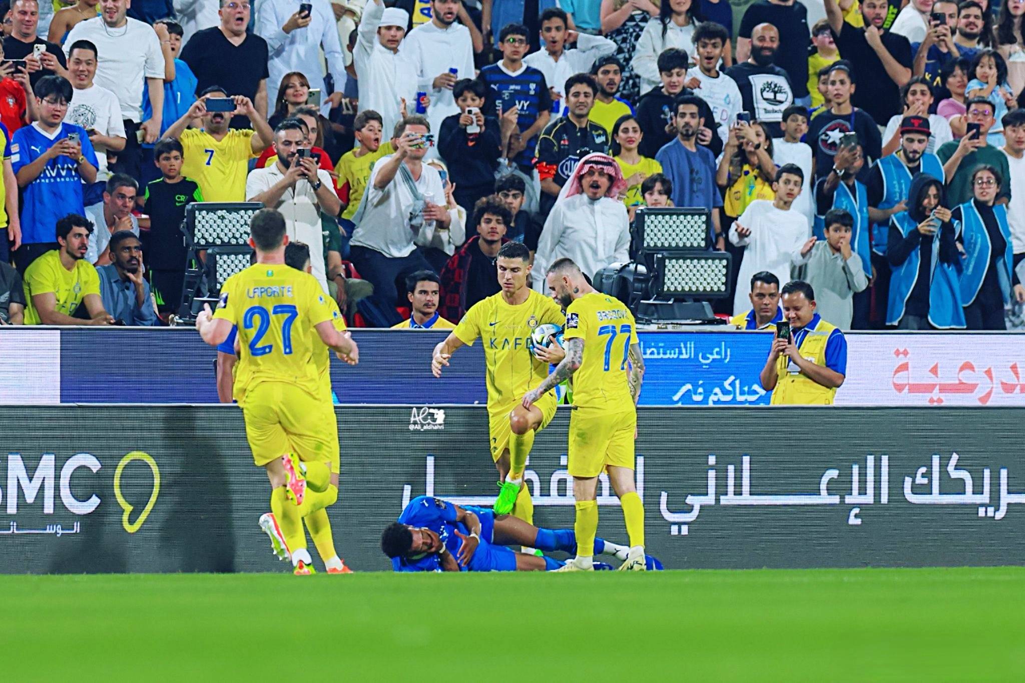 爱游戏体育-瑞士队不断突破！，C罗连续三场比赛得分超过比赛局势复杂热度持续攀升的简单介绍