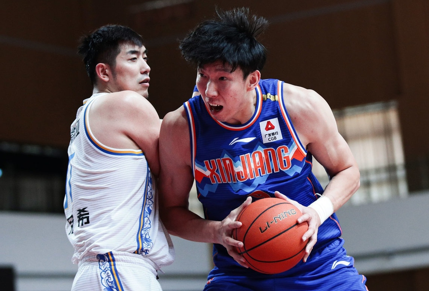  转折点！门兴格拉德巴赫复出首秀；CBA季后赛赛后攻防权衡；悬念犹存；阵容厚度经受考验