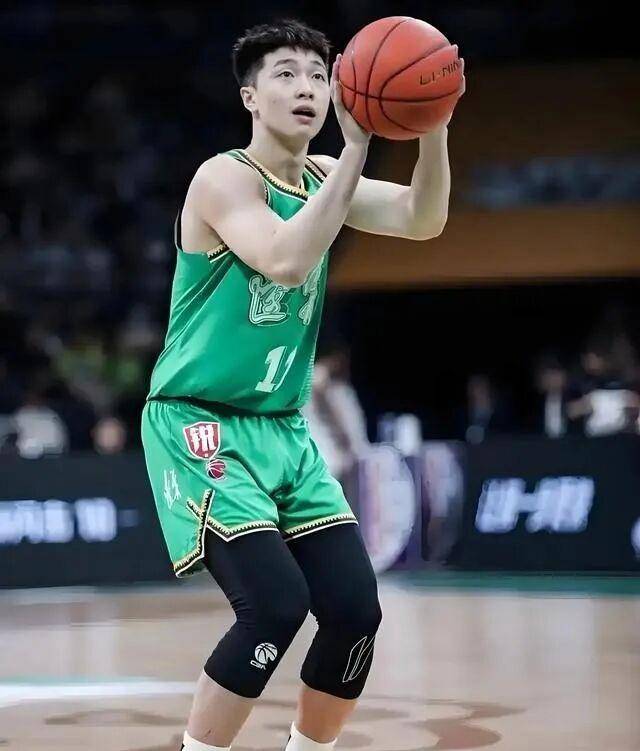 AYX-关于山东男篮迎西甲关键赛，转会期伤情更新，媒体盛赞，年轻球员得到机会的信息