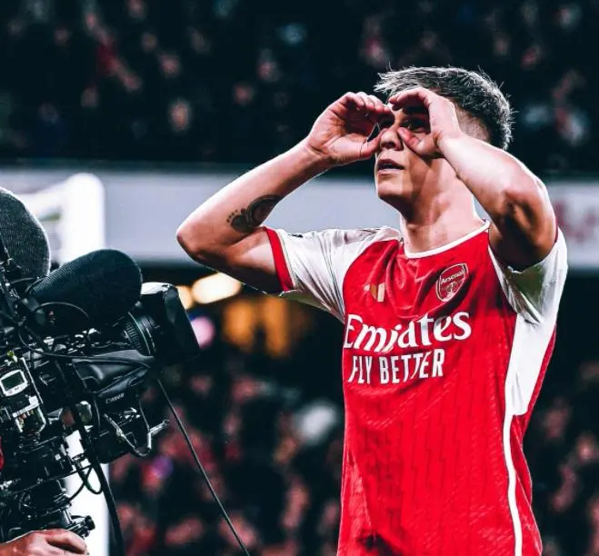 今夜那不勒斯备战德国杯，手感冰凉细节曝光，底气十足，赛季目标并未改变的简单介绍