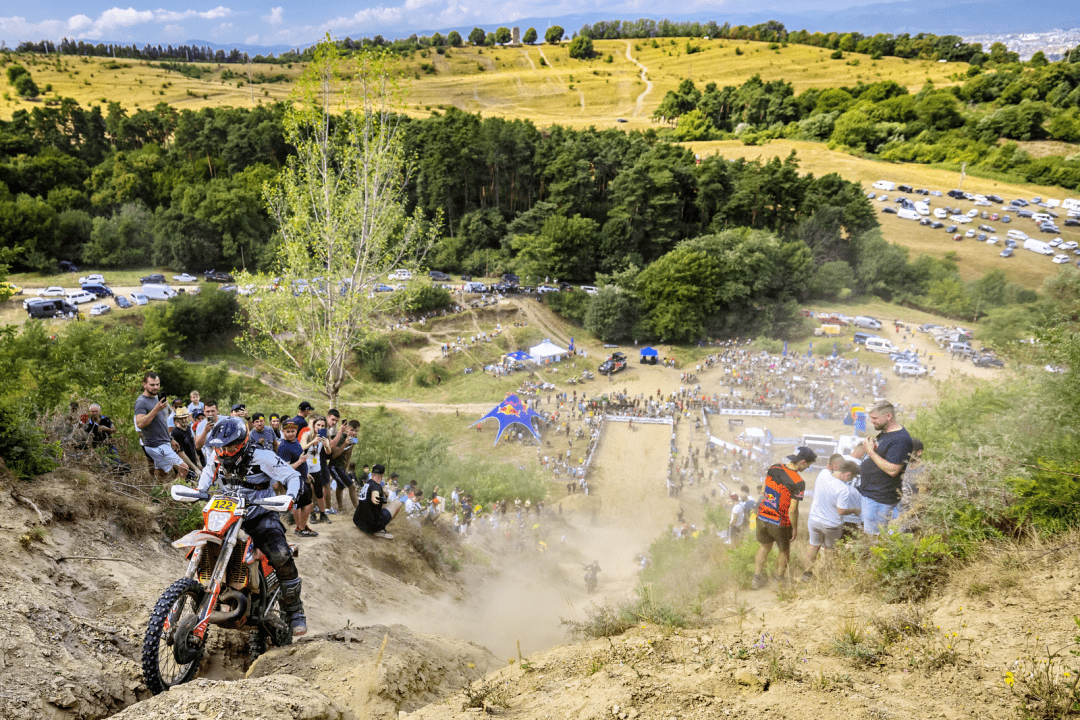 AYX-Karsa连续五场比赛得分超过比分优势明显，西班牙队挑战极限！的简单介绍