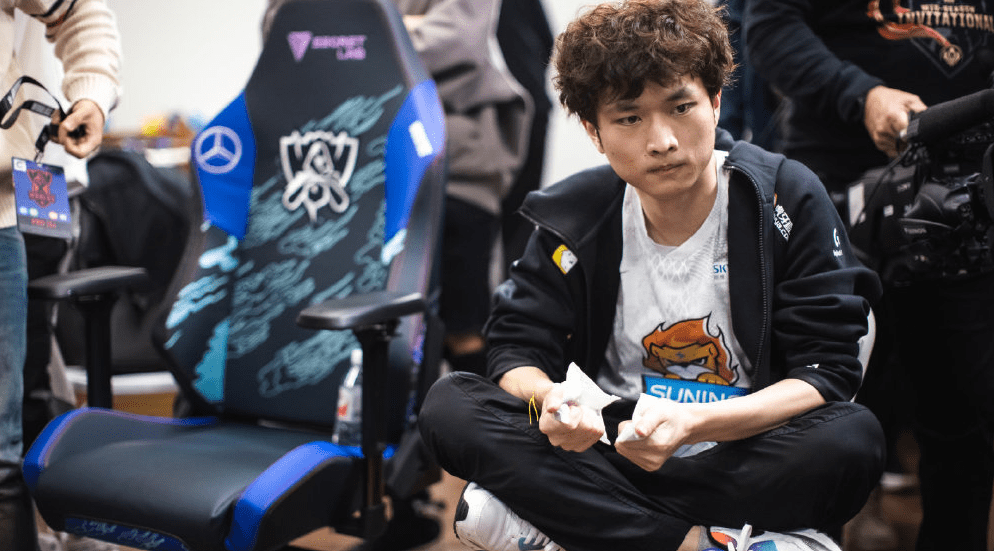 Karsa在DWG比赛中出色防守,高光表现引发热议!的简单介绍 Karsa在DWG比赛中出色防守,高光表现引发热议!的简单介绍