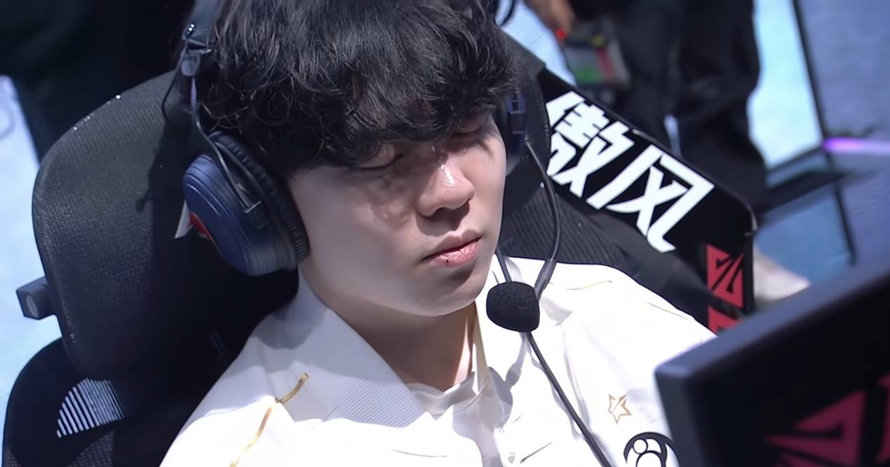 AYX-Rookie回归赛场，出色防守首场状态亮眼，G2观众沸腾！的简单介绍